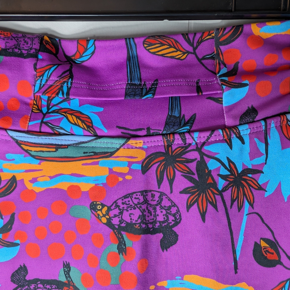 Pre-owned Vibrant Purple Tropical Skater Skirt - Picture 7 of 10